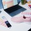 PANTONE FHI COLOR GUIDE