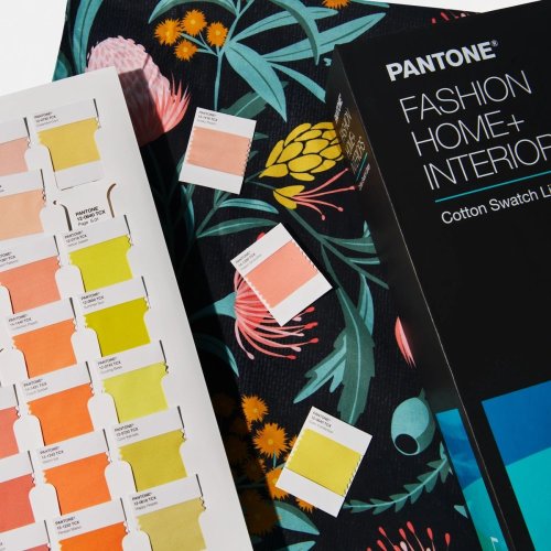 PANTONE Fashion, Home + Interiors Cotton Swatch Library