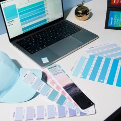 PANTONE FHI COLOR SPECIFIER & GUIDE
